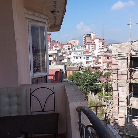 Kathmandu Home Stay & Hostel Buitenkant foto