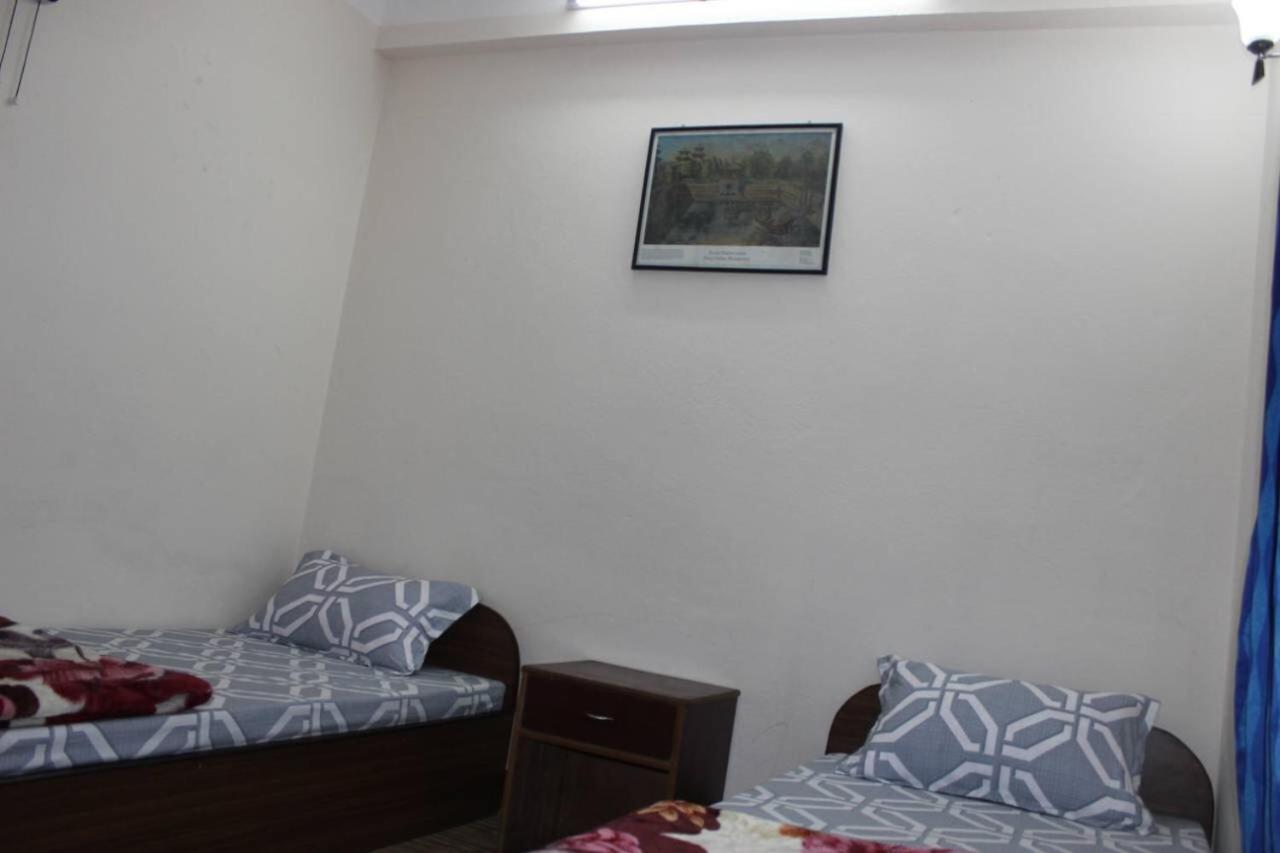 Kathmandu Home Stay & Hostel Buitenkant foto