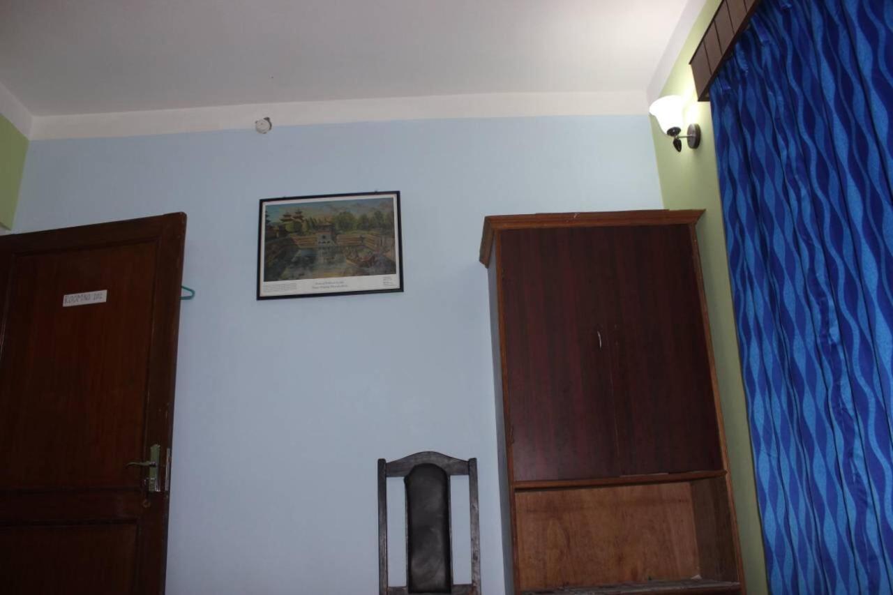 Kathmandu Home Stay & Hostel Buitenkant foto