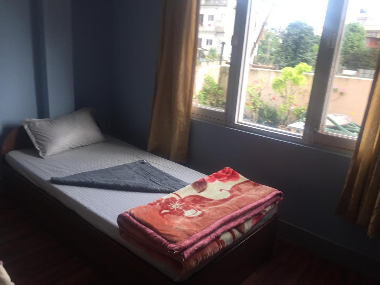 Kathmandu Home Stay & Hostel Buitenkant foto