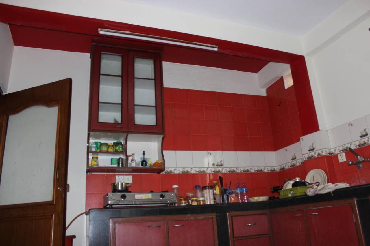 Kathmandu Home Stay & Hostel Buitenkant foto